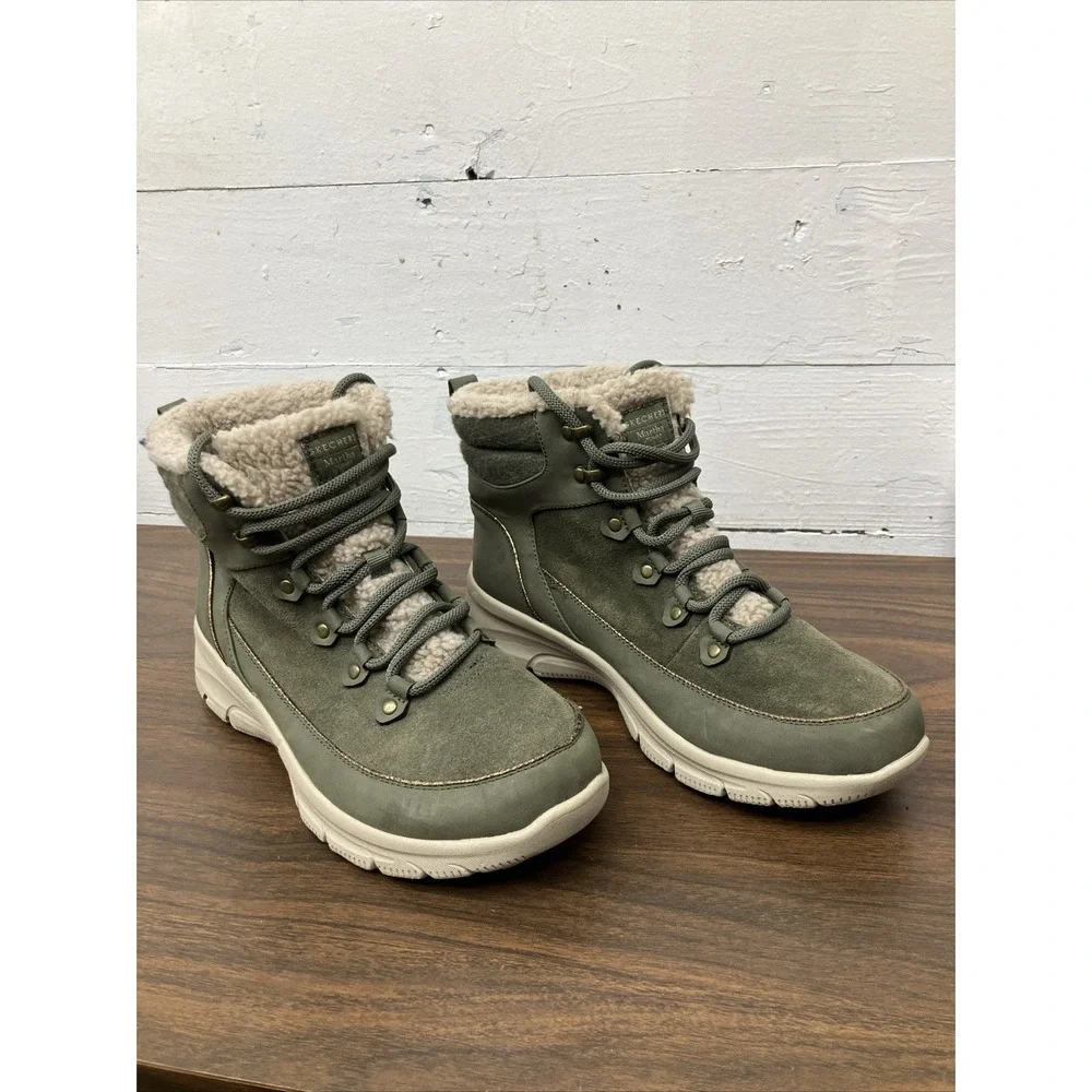 Skechers by martha